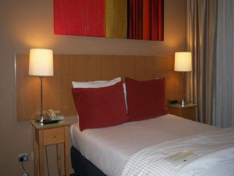 Adina Serviced Apartments Sydney Martin Place Buitenkant foto